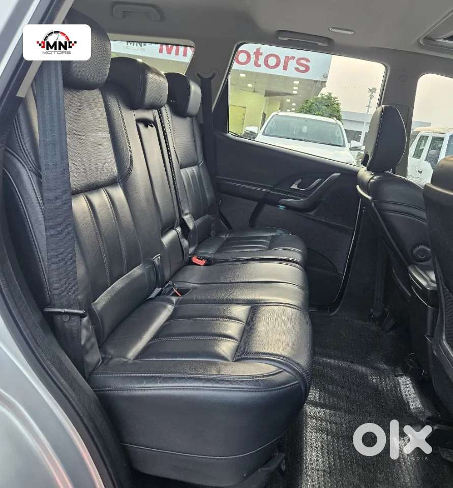 Mahindra Xuv500 At W10 Fwd, 2018, Diesel