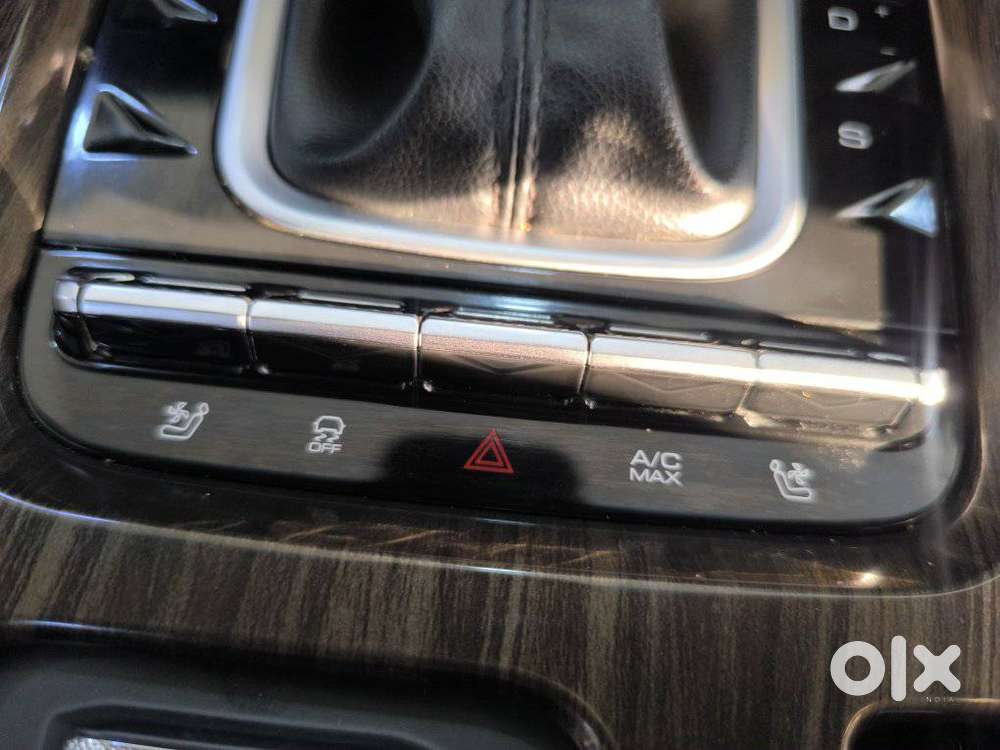 Mg Hector Plus Savvy Pro 1.5 Turbo Petrol Cvt 7 Str, 2023, Petrol