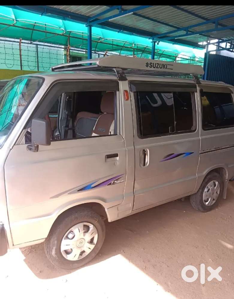 Maruti Suzuki Omni 2010