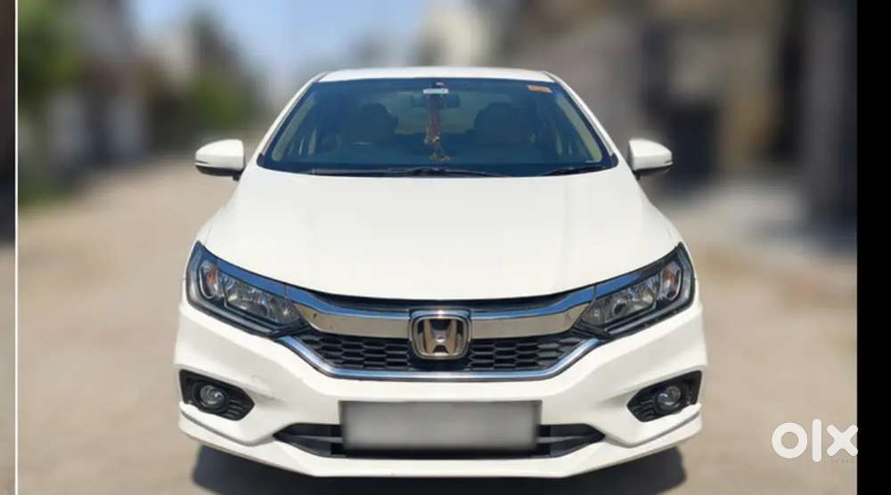 Honda City V Mt Sunroof 2015