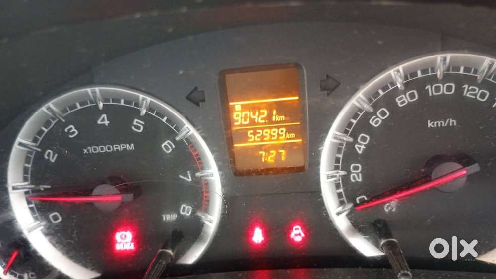 Maruti Suzuki Swift Vxi + Manual, 2012, Petrol