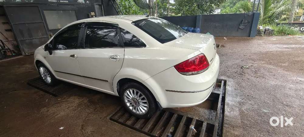 Fiat Linea Emotion Diesel 2013