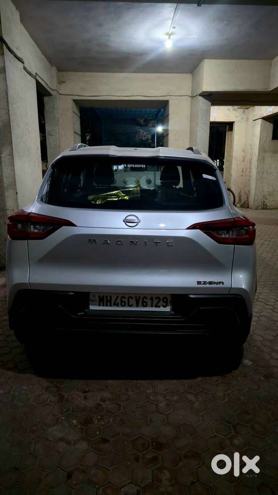 Nissan Magnite 2025 Petrol Well Maintained