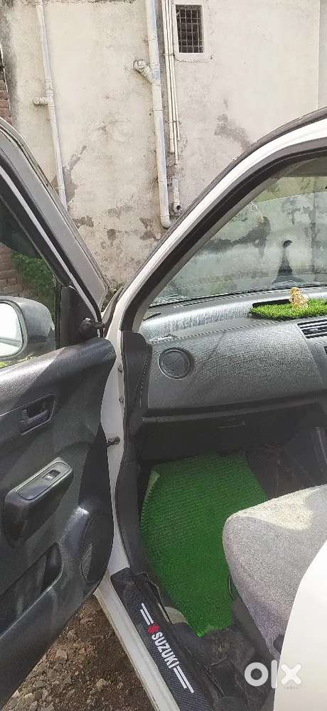 5 Tyre New.4 Power Window.central Lock Campany Fitted