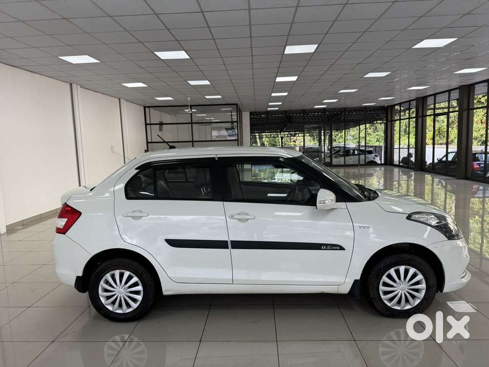 Maruti Suzuki Swift Dzire Vxi Optional, 2015, Petrol