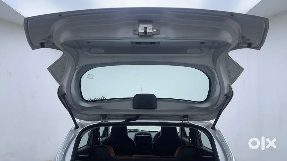 Renault Kwid 2019-ongoing 1.0 Rxt Amt (o), 2022, Petrol