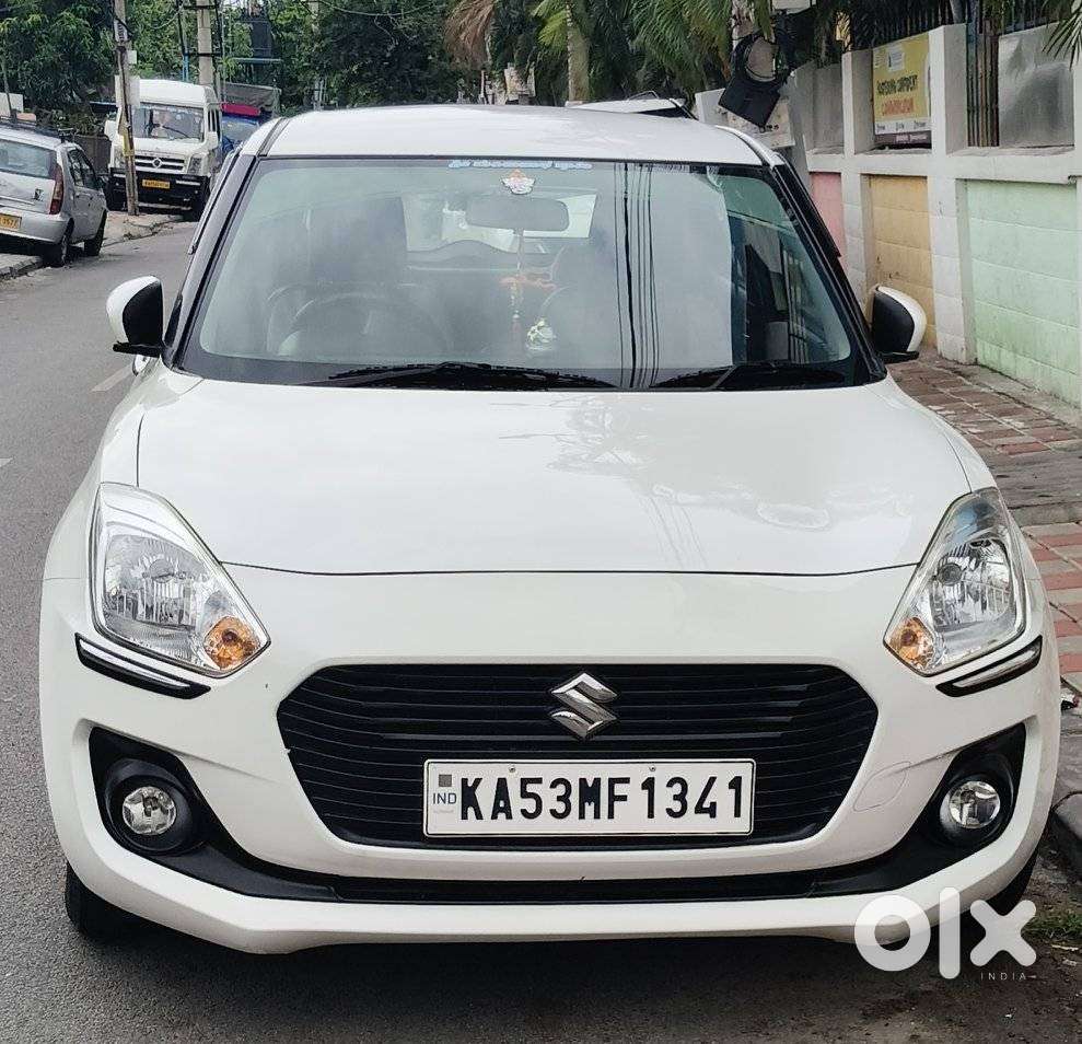 Maruti Suzuki Swift Vxi 1.2 Abs Bs-iv, 2018, Petrol