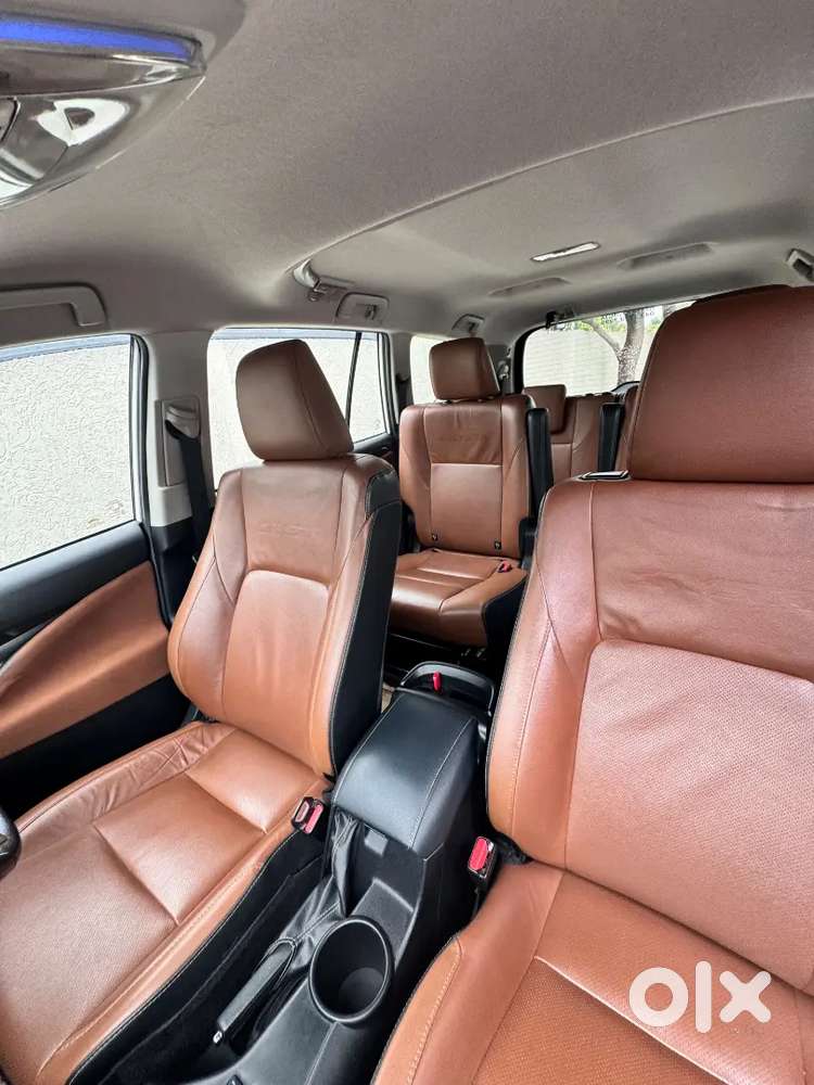 Toyota Innova Crysta 2.8z 2019 Automatic