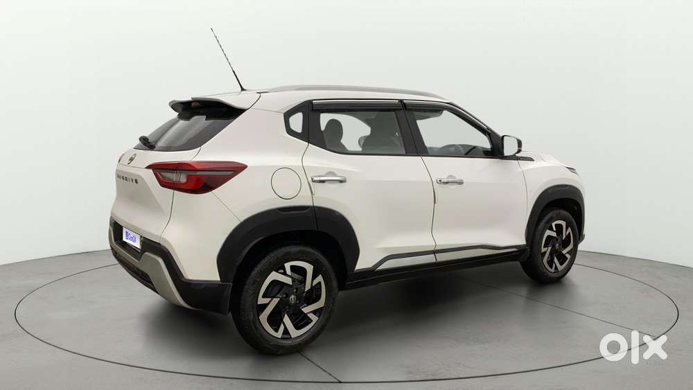 Nissan Magnite 1.0 Xv, 2022, Petrol