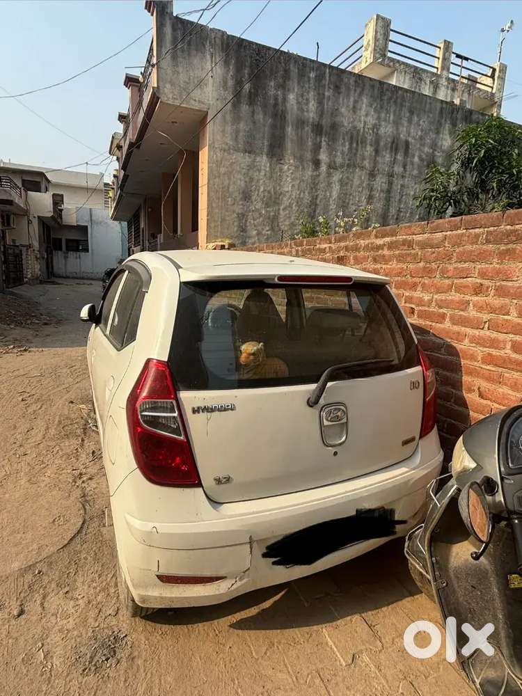 Hyundai I10 Sportz 2012