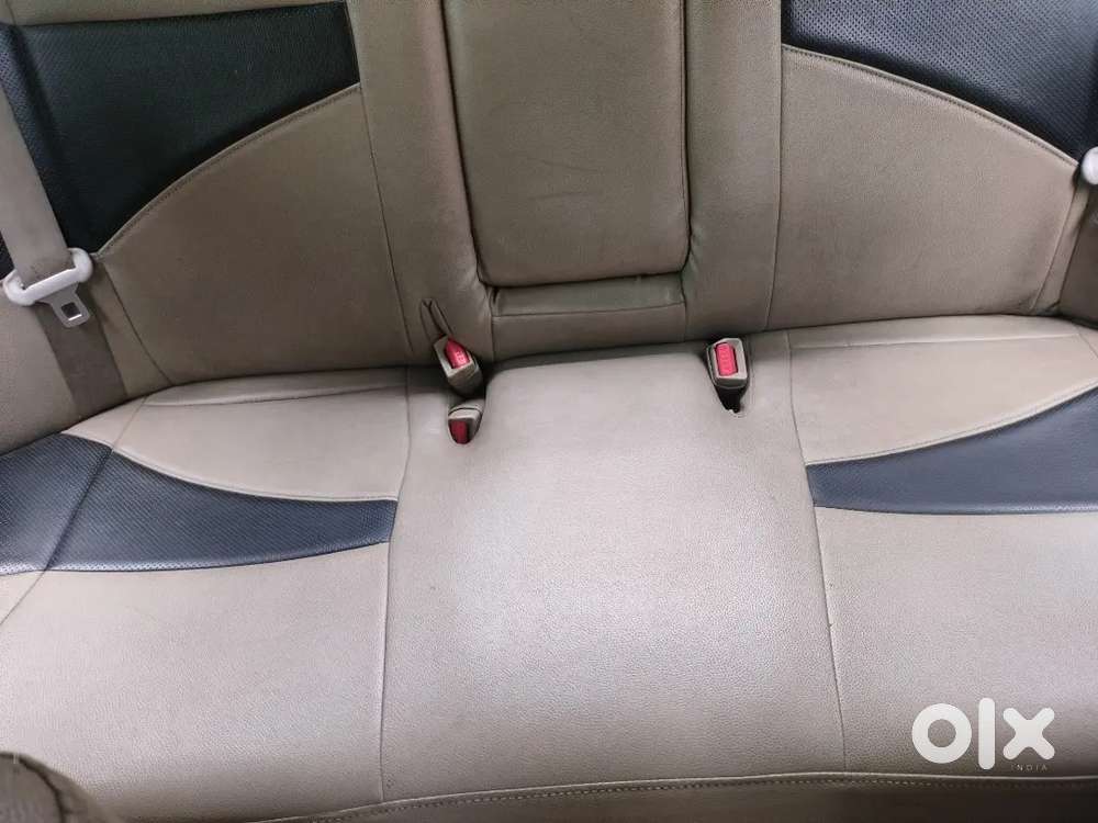 Maruti Suzuki Dzire 2015 Petrol 156000 Km Driven