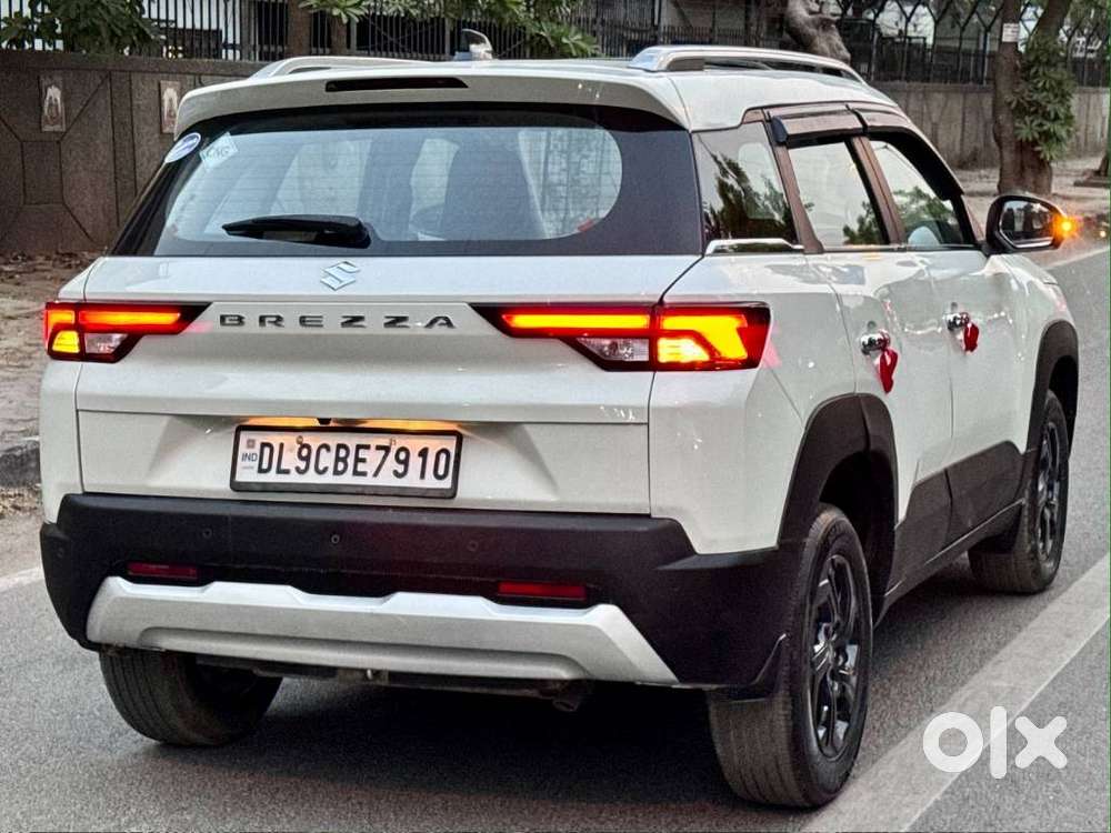 Maruti Suzuki Brezza 1.5 Zxi Cng, 2024, Cng & Hybrids