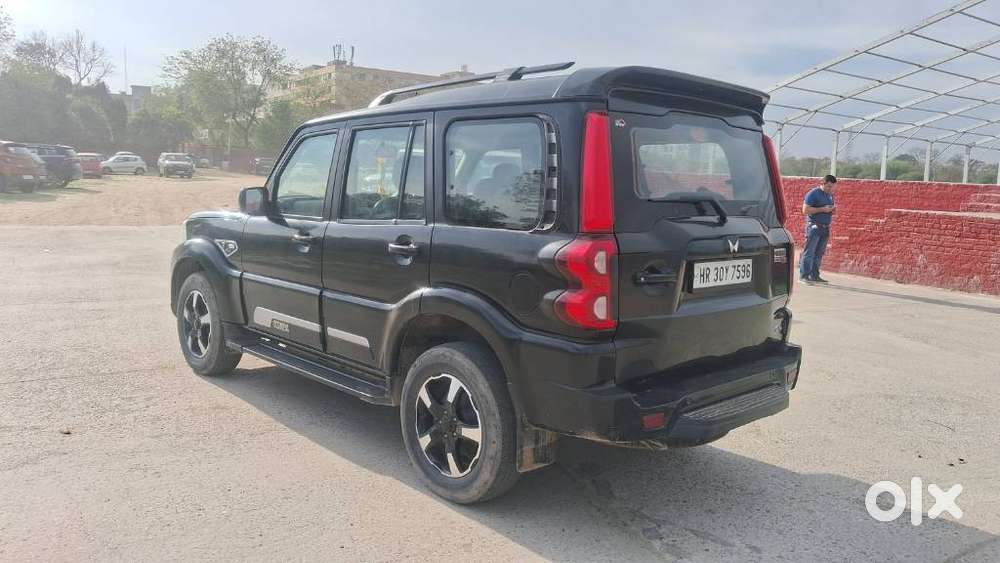 Mahindra Scorpio Classic 2.2 S 11 Mt 7 Str, 2022, Diesel