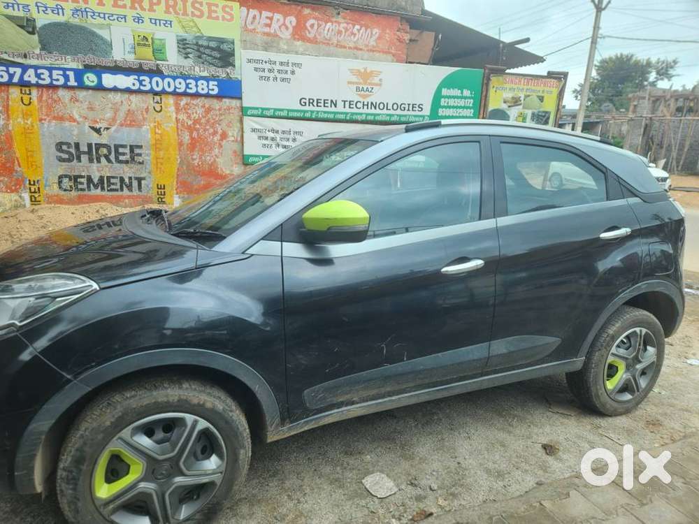 Tata Nexon Petrol 2018