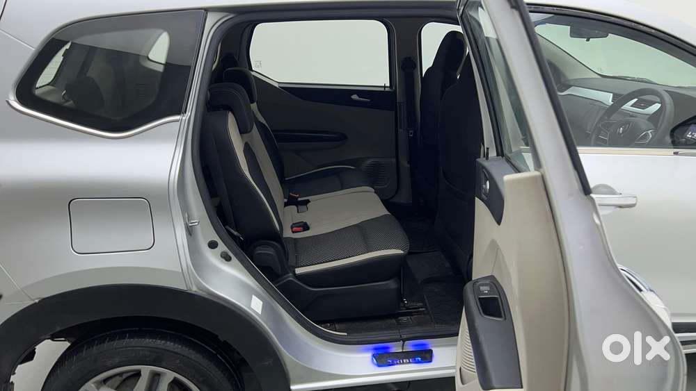 Renault Triber Rxz, 2021, Petrol