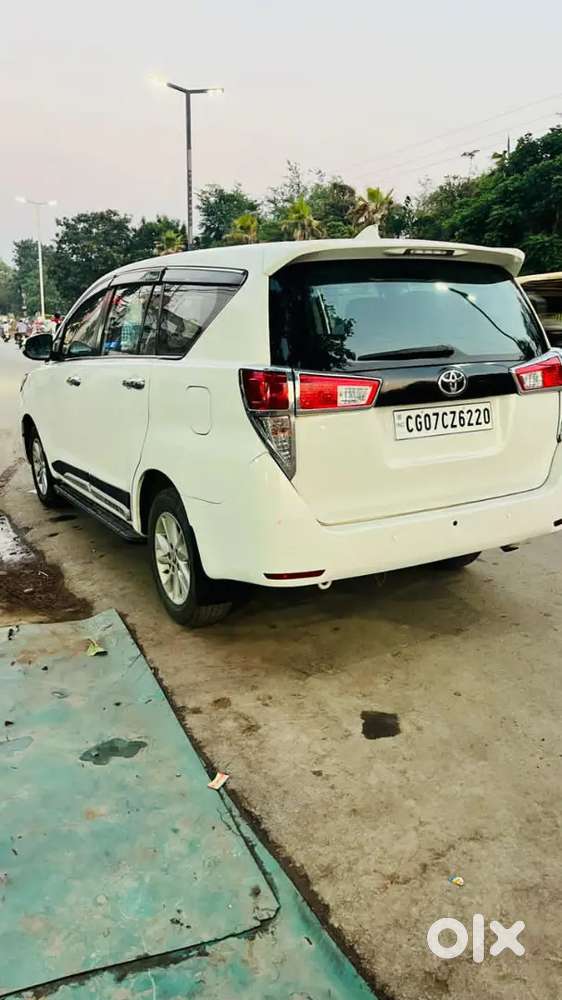 Toyota Innova Crysta Bs4 2.4 G