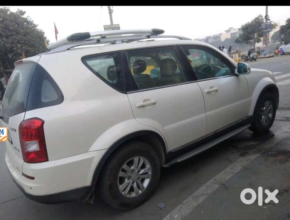 Mahindra Diesel Car 2013 7 Seater Automatic