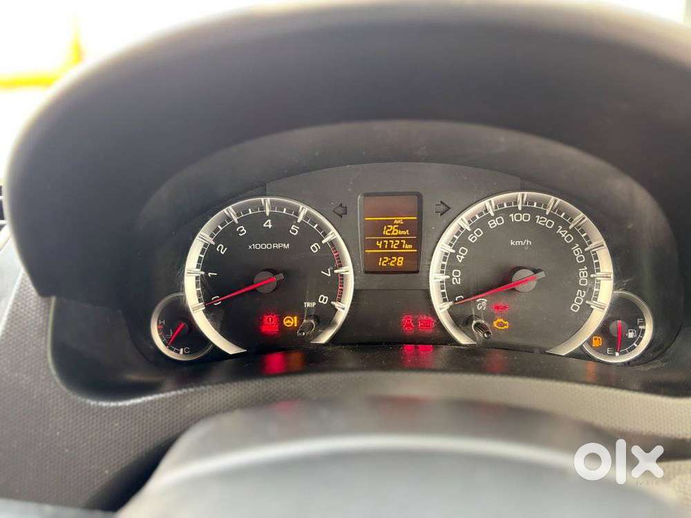 Maruti Suzuki Swift Vxi + Manual, 2014, Petrol
