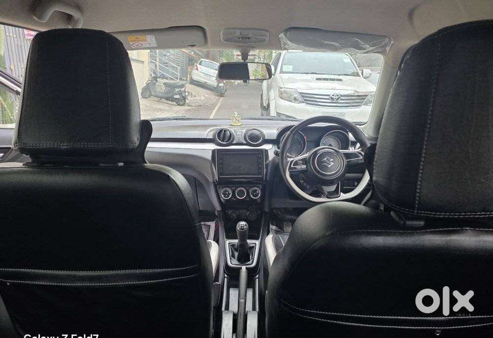 Maruti Suzuki Swift Vvt Zxi, 2022, Petrol