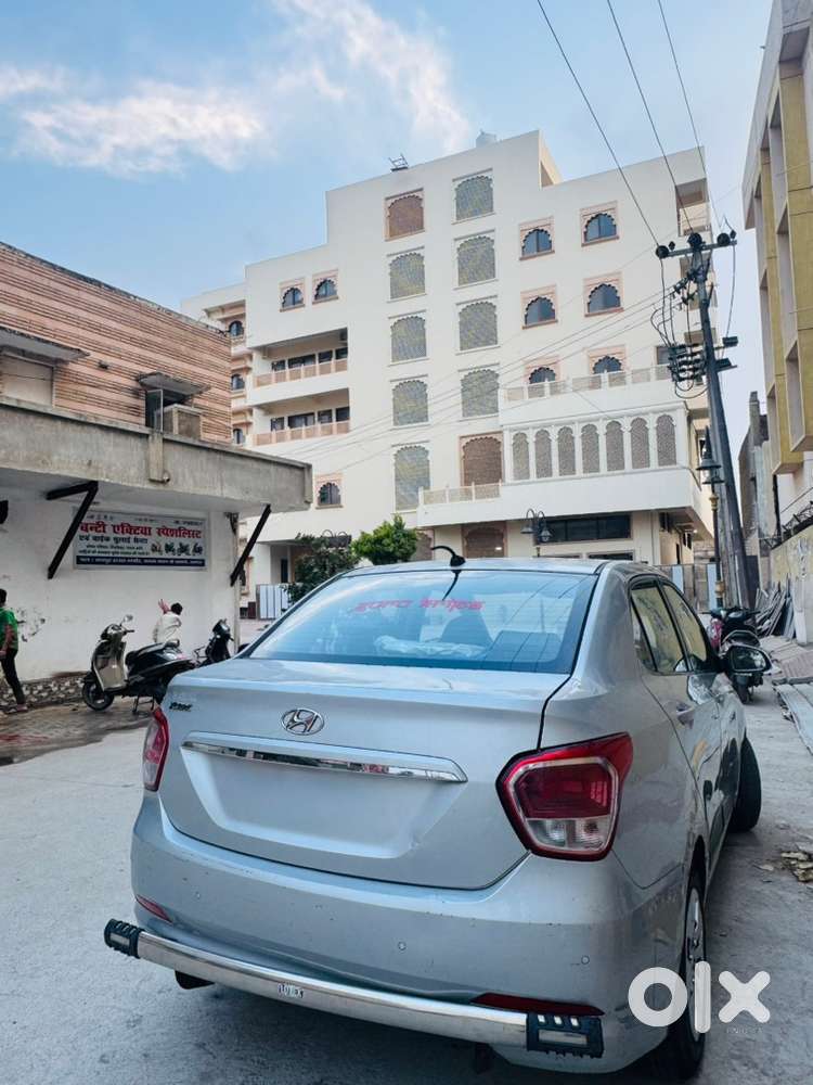 Hyundai Xcent 2015 Diesel Well Maintained