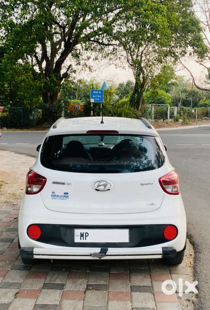 Hyundia Grand I10 Sportz 32k Kms