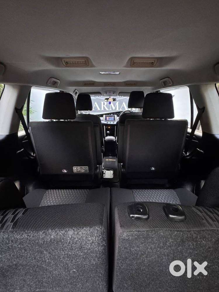Toyota Innova Crysta 2.8 Gx At 7 Str, 2017, Diesel