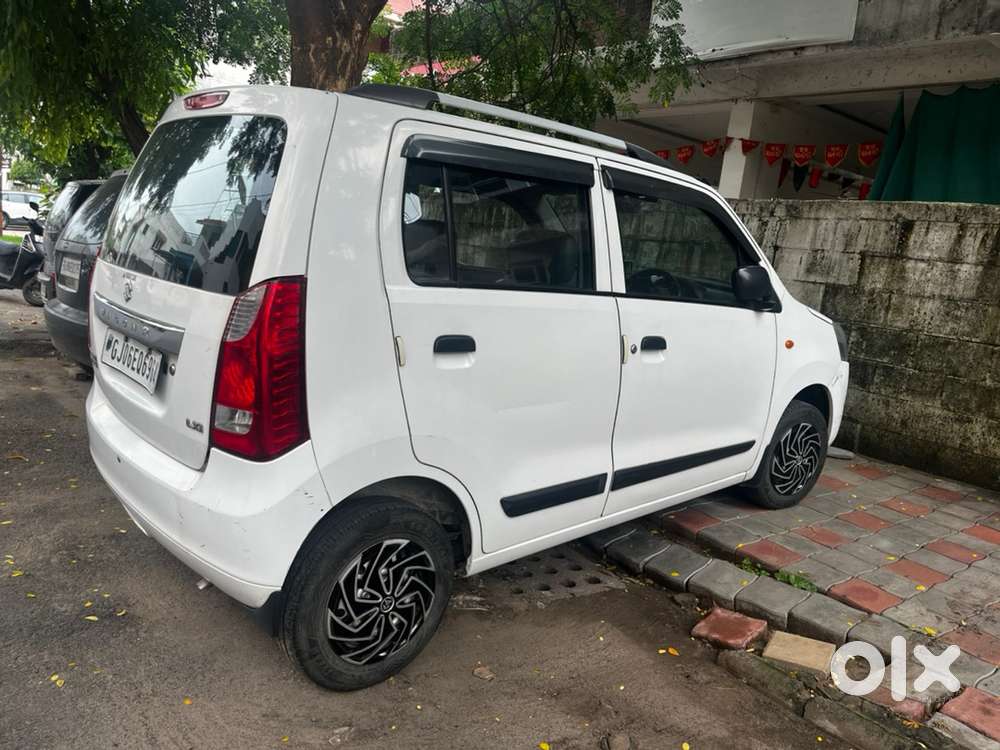Maruti Suzuki Wagon R Lxi 2012