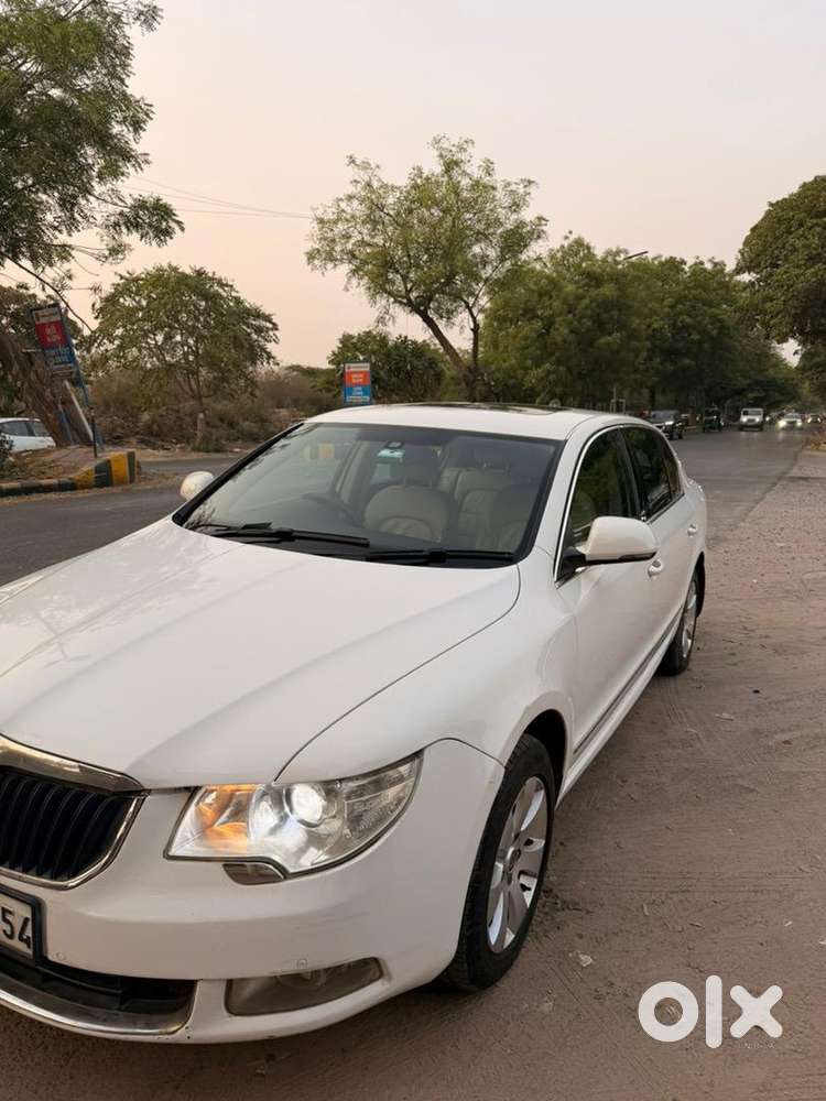 Skoda Superb 2013 Petrol Good Condition