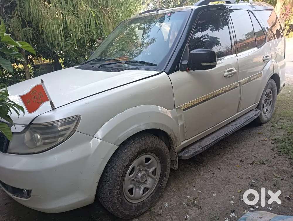 Tata Safari Storme 2014 Diesel Manual Car