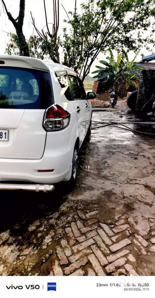 Maruti Suzuki Ertiga 2013 Diesel 86000 Km Driven
