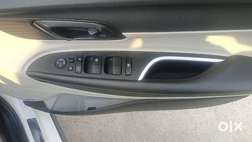 Hyundai I20 Asta (o) 1.2 Mt, 2025, Petrol