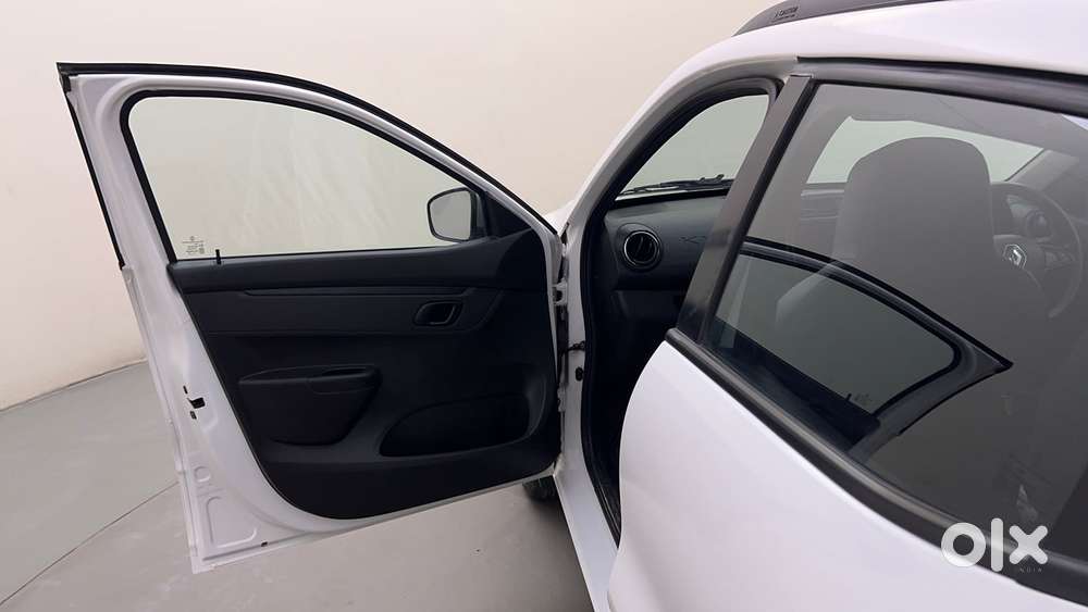 Renault Kwid 1.0 Rxt Amt, 2024, Petrol