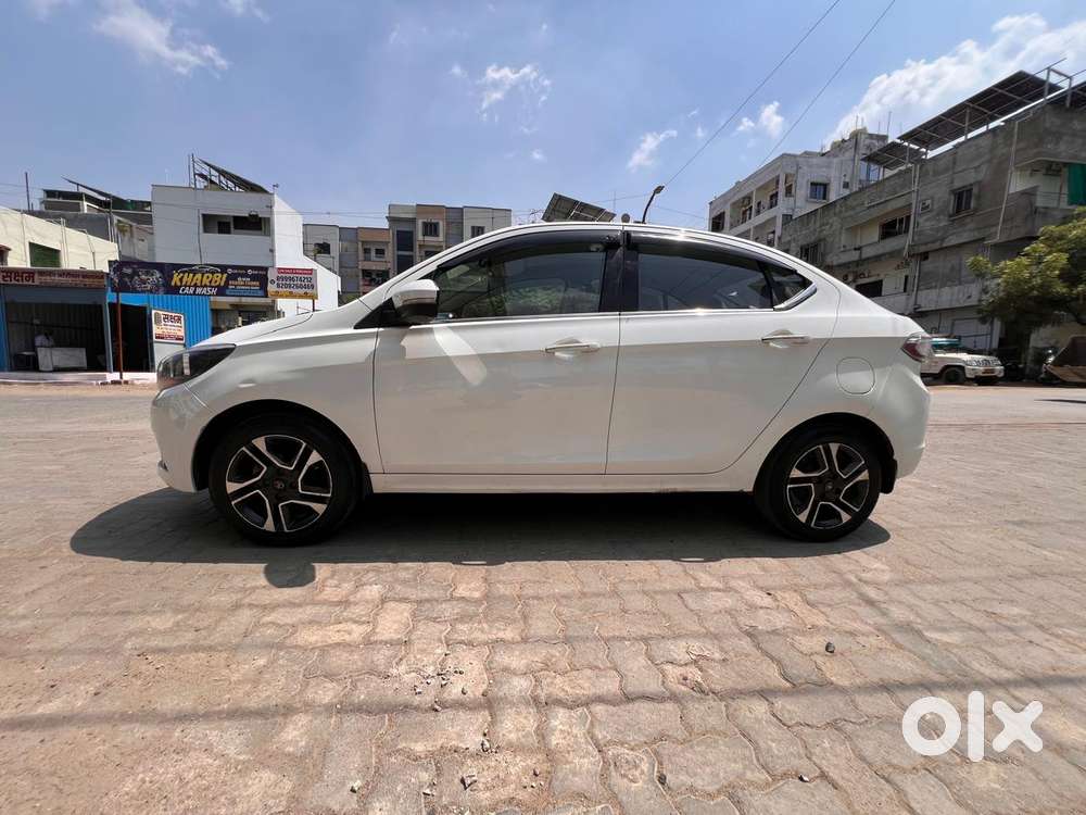 Tata Tigor Xza, 2018, Petrol