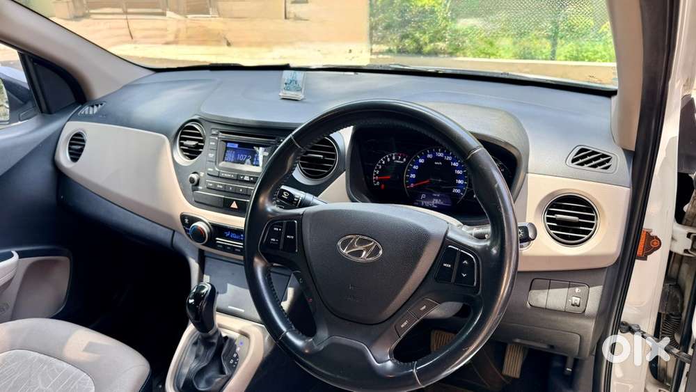 Hyundai Xcent Petrol Automatic 2015 Well-maintained (top Model)