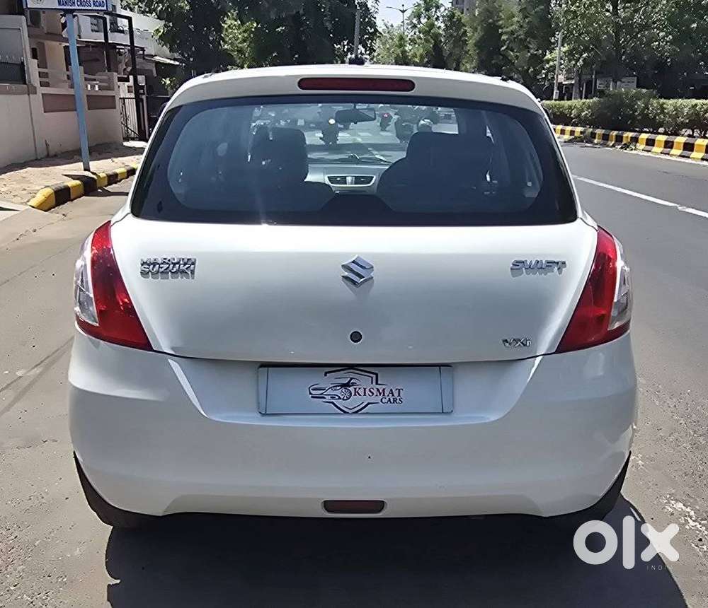 Maruti Suzuki Swift Vxi Cng, 2012, Cng & Hybrids