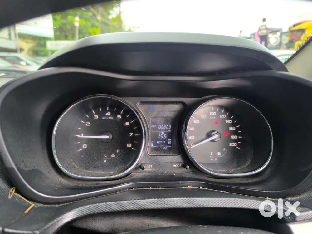 Tata Nexon 1.2 Revotron Xz, 2018, Petrol