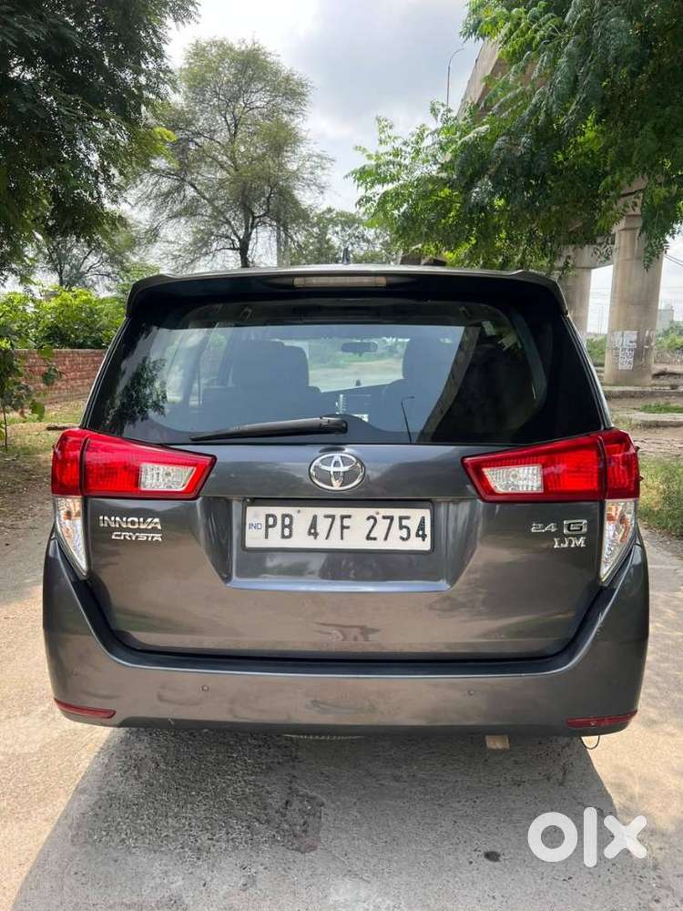 Toyota Innova Crysta 2.4 G Mt, 2022, Diesel