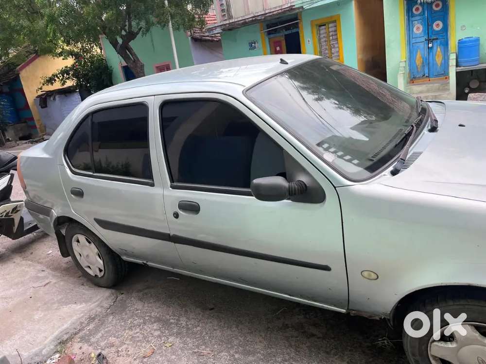 Ford Ikon Flair 2005 Petrol