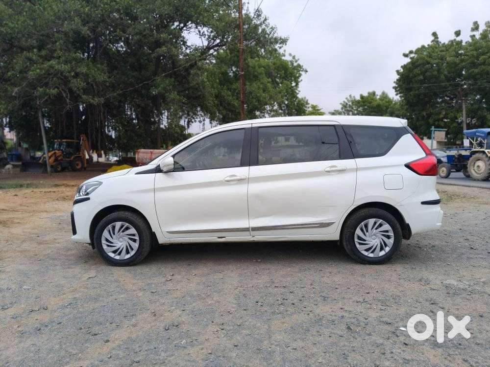 Maruti Suzuki Ertiga Vxi Shvs, 2024, Petrol