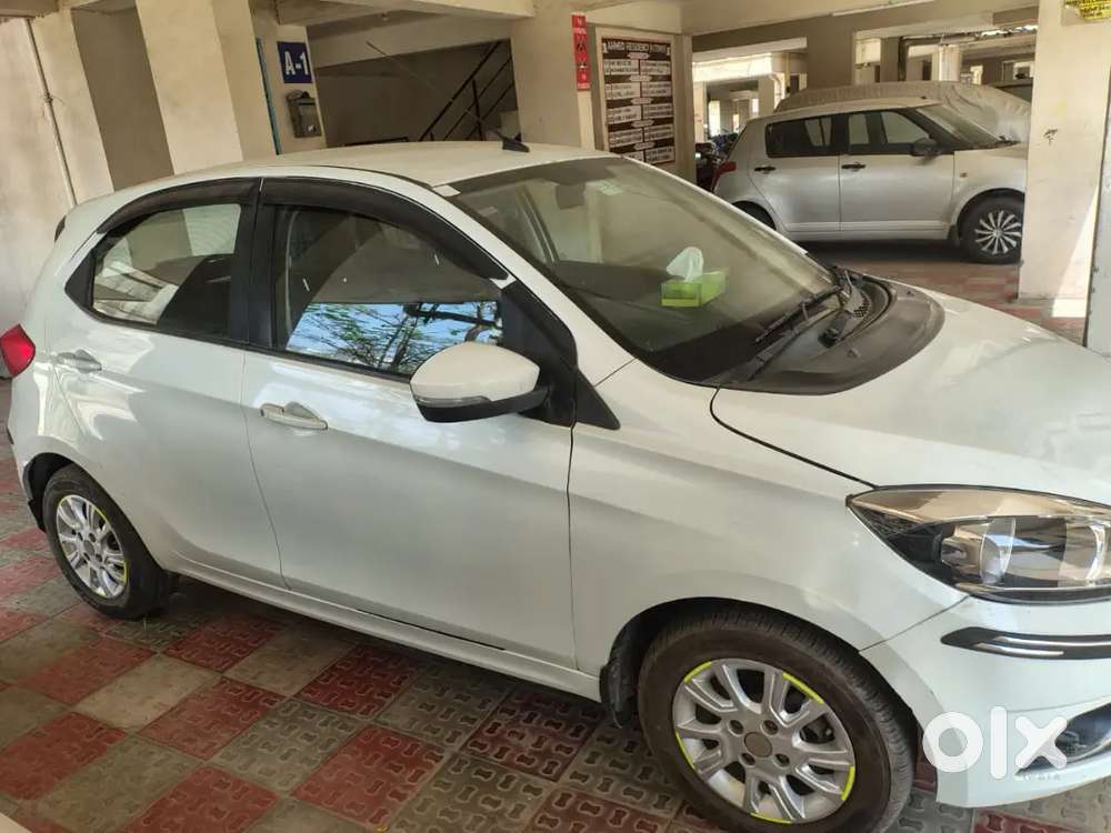 Tata Tiago Xz