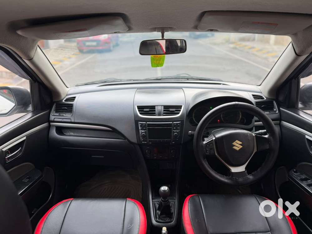 Maruti Suzuki Swift Vvt Zxi, 2012, Petrol