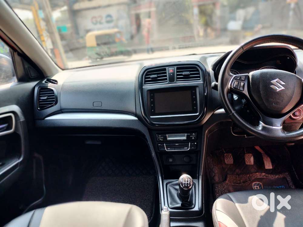 Maruti Suzuki Brezza 1.5 Zxi Plus Smart Hybrid Dual Tone, 2020, Petr..