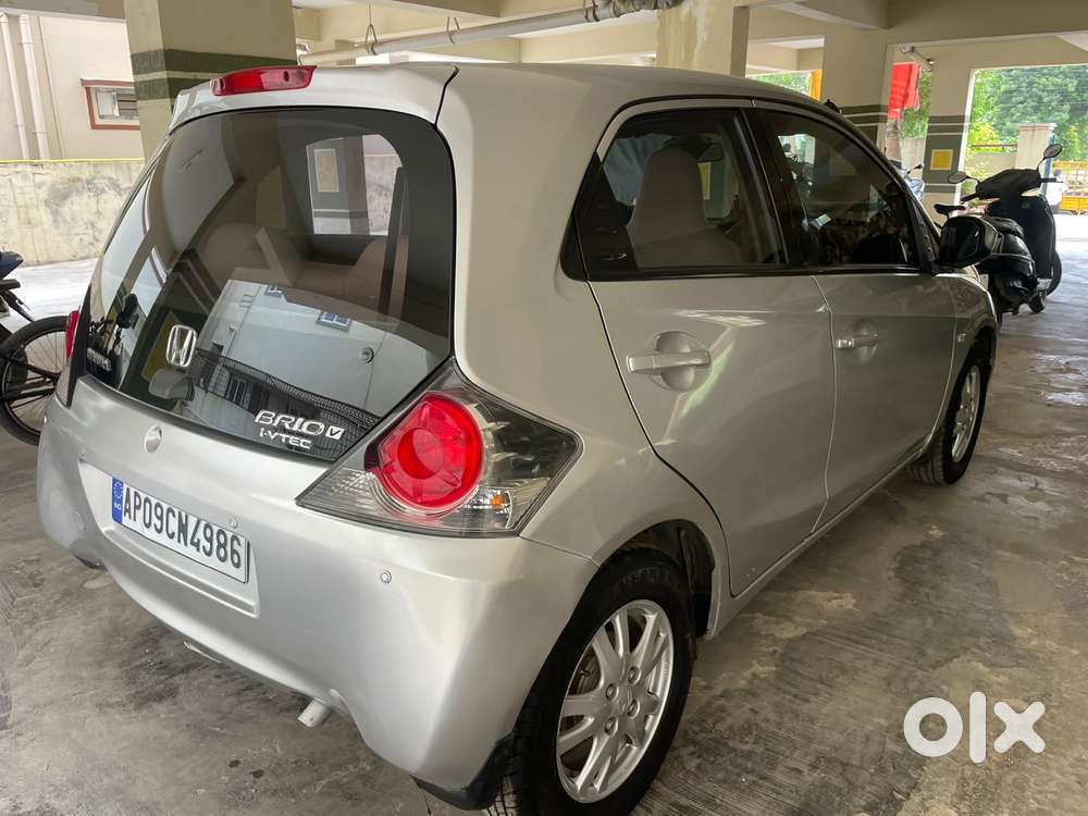 Honda Brio V Automatic, 2012, Petrol