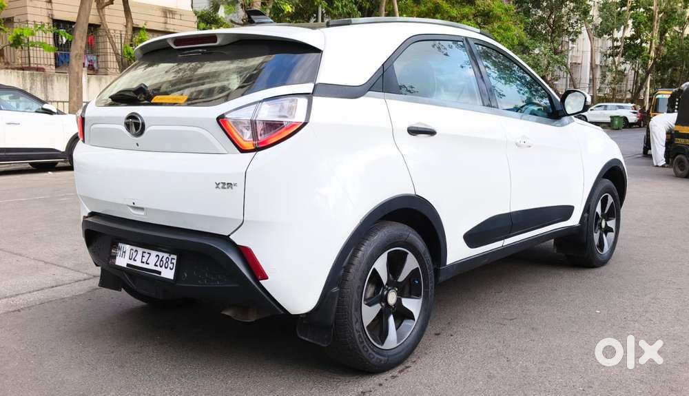 Tata Nexon 1.2 Revotron Xz Plus Dual Tone, 2018, Cng & Hybrids