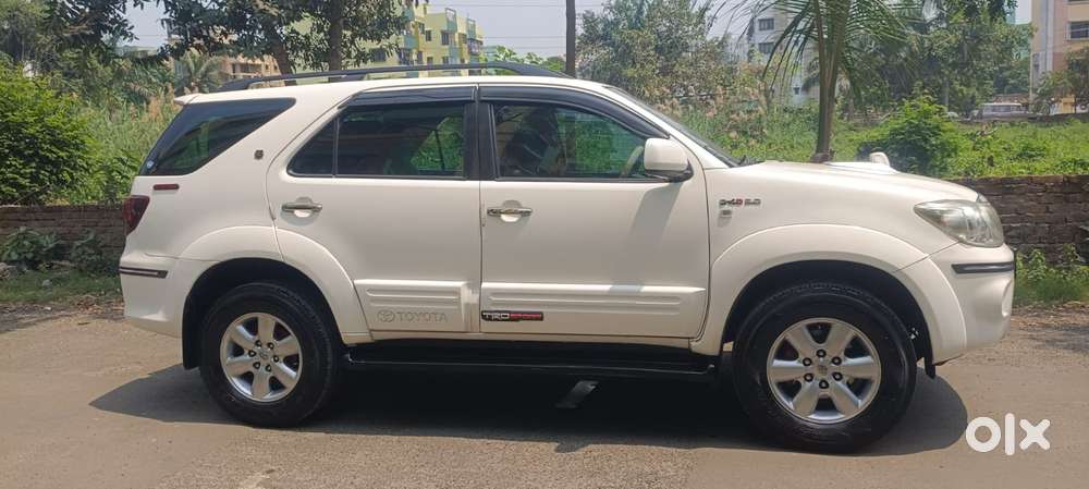 Toyota Fortuner 3.0 4x4 Manual, 2011, Diesel