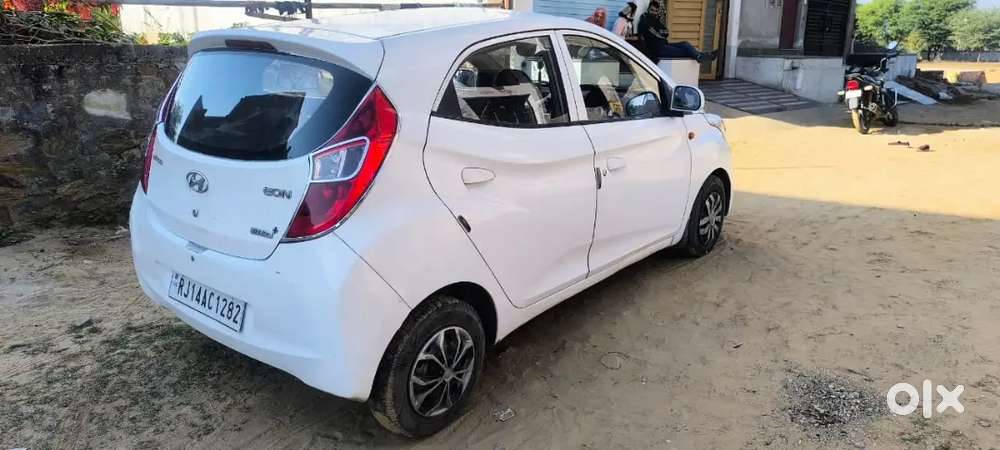Hyundai Eon 2015 Petrol Well Maintained