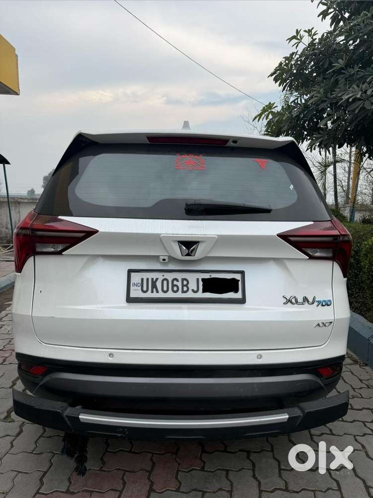 Mahindra Xuv700 2024 Diesel Well Maintained