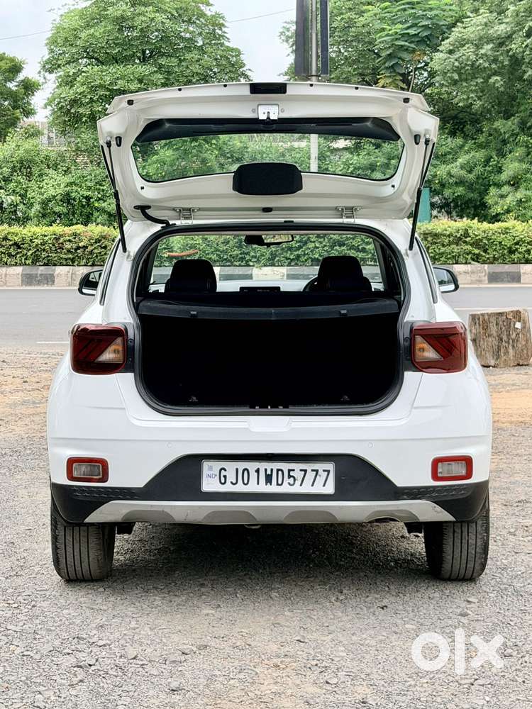 Hyundai Venue 1.0 Sx Plus Turbo Dct Dual Tone, 2021, Petrol