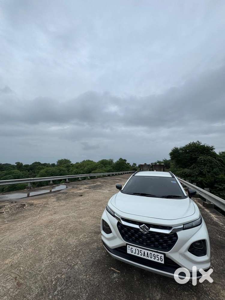 Maruti Suzuki Fronx 2025 Cng  Well Maintained