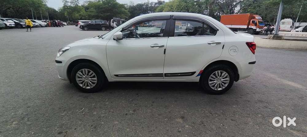 Maruti Suzuki Dzire 1.2 Vxi, 2023, Petrol